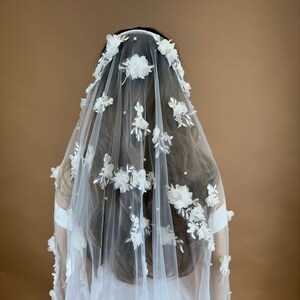 Bridal Veil Floral Pearl Bridal Veil with comb Lace Veil Flower Pearl Veil Elbow Veil for Bride Veil  Cathedral Veil Pearl Fingertip Veil