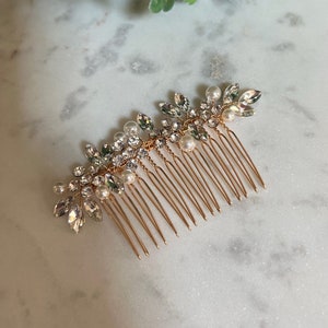 Gold Wedding Hair Comb Floral Bridal Hair Accessory Gold Pearl Hair Comb for Wedding Hair Accessory for bride Bridesmaid hair accessory