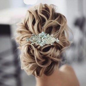 Crystal Hair Comb Bridal Hair Comb Wedding Hair Piece Wedding Hair Comb Pearl Wedding Hair Comb Floral Hair Comb