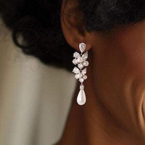 Bridal Earrings Pearl Earrings Wedding drop earrings teardrop earrings bridesmaid earrings wedding jewelry bridesmaids gift