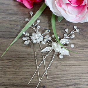 Bridal hair pins Wedding hair pins Silver crystal wedding hair piece Silver wedding hair vine Bridal hair piece Pearl bridal hair vine image 1