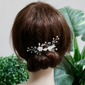 Bridal hair pins Wedding hair pins Silver crystal wedding hair piece Silver wedding hair vine Bridal hair piece Pearl bridal hair vine image 2