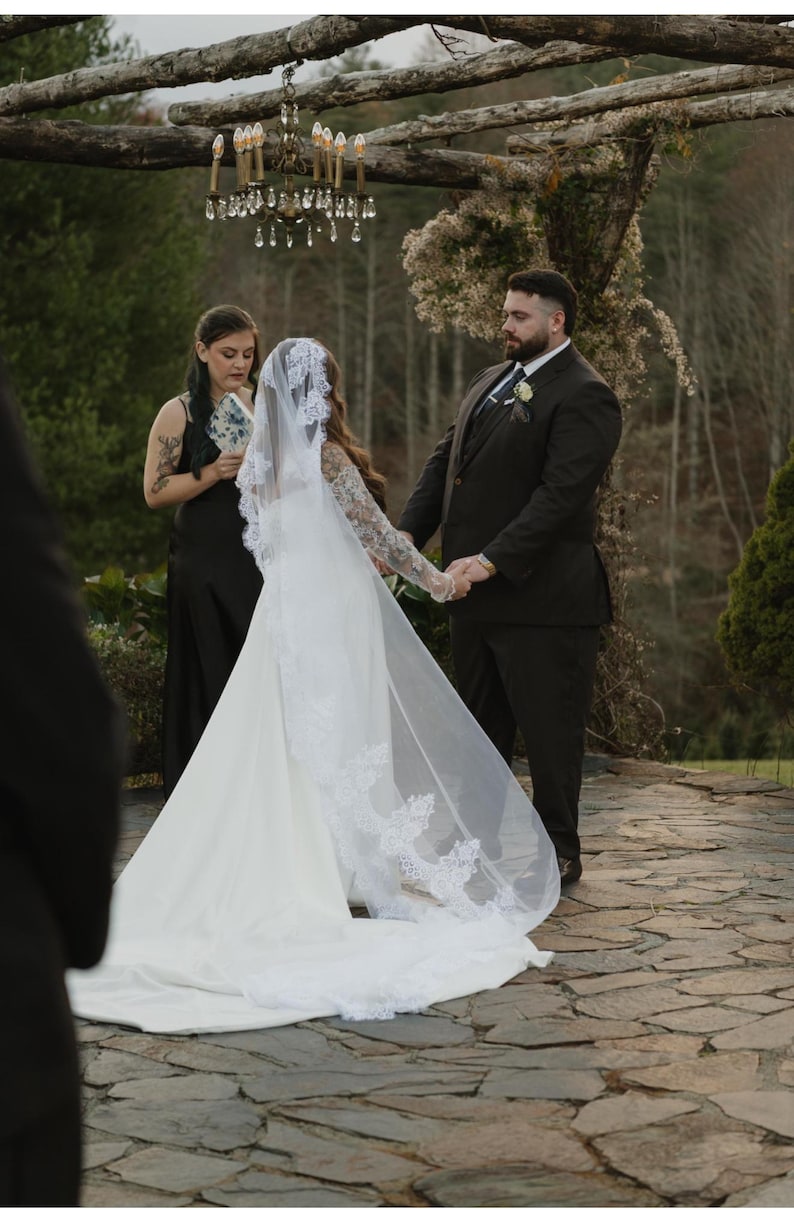 Wedding Veil Chantilly Lace Mantilla Veil Fingertip Veil Soft Tulle Lace Veil with lace Cathedral Veil Lace Chapel French Tulle Veil Lace image 9