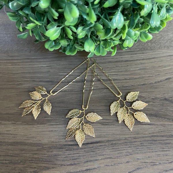 Leaf Hair pins Leaf hair piece Bridal hair pins Gold Bridal hair pins Wedding hair pins Bridesmaids hair pins Leaf hairpins