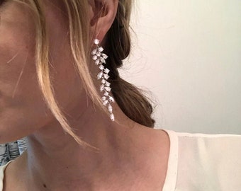 Flyonce Women's Rhinestone Crystal Wedding Bridal 2 Leaf Drop Dangle Chandelier Earrings 