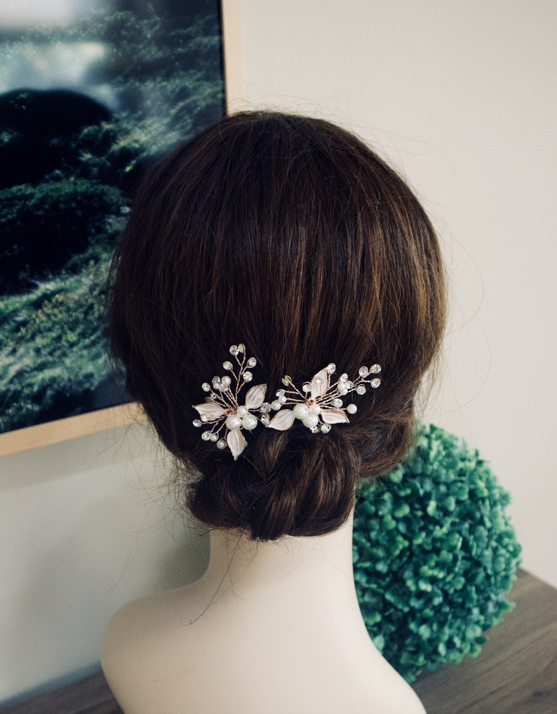 Bridal hair pins Wedding hair pins Pearl and crystal wedding hair piece Pearl wedding hair vine Bridal hair piece Pearl bridal hair vine
