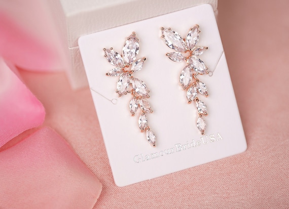 Lovisa Earrings (Rose Gold Studs), Women's Fashion, Jewelry