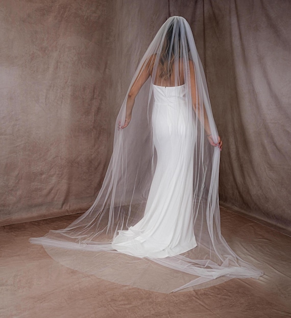 Simple Veil Soft French Tulle Veil With Comb One Layer Veil  display picture 3