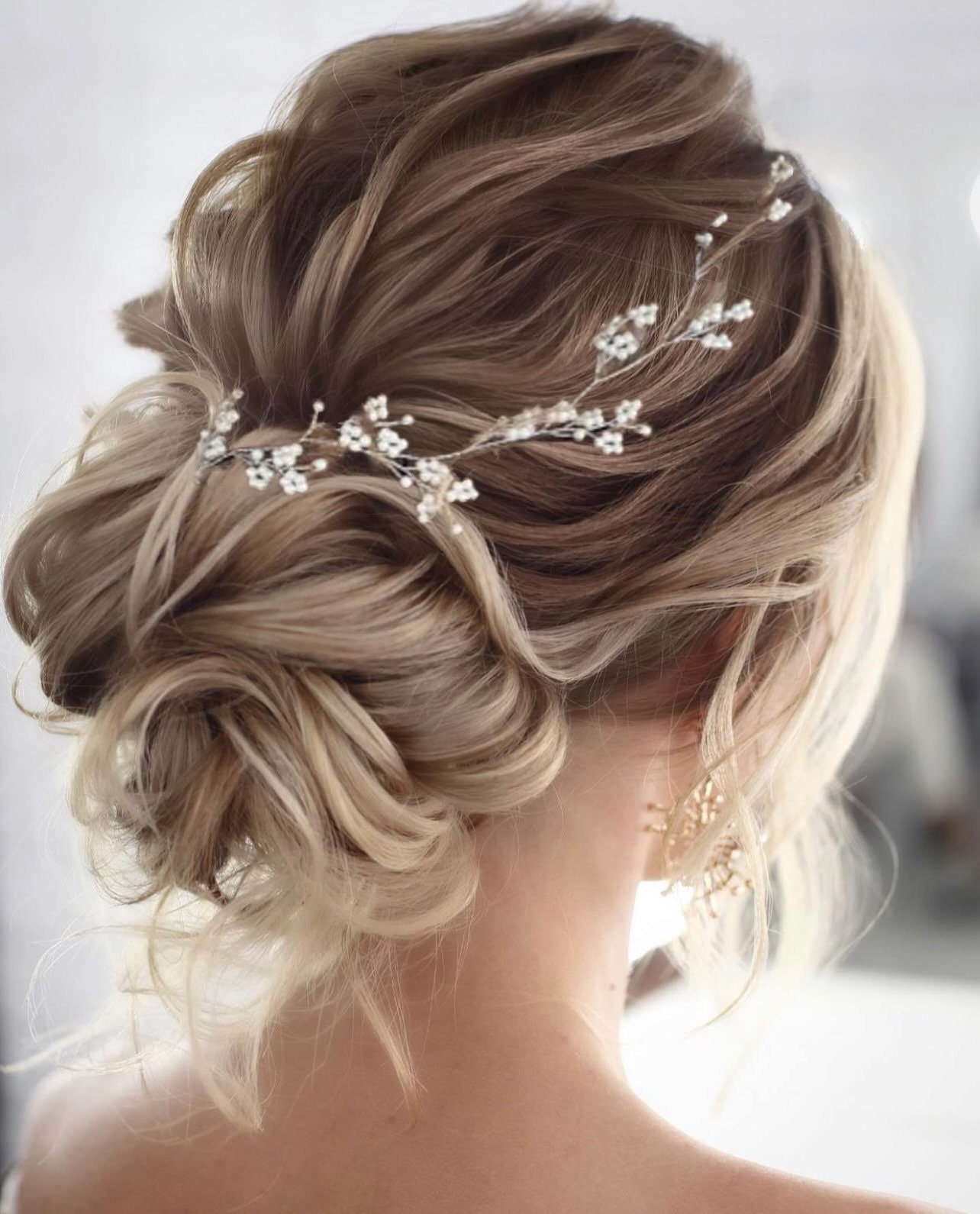 bridal hair accessories to inspire hairstyle braided half up half down with white  ribbon nochesdevase vi…