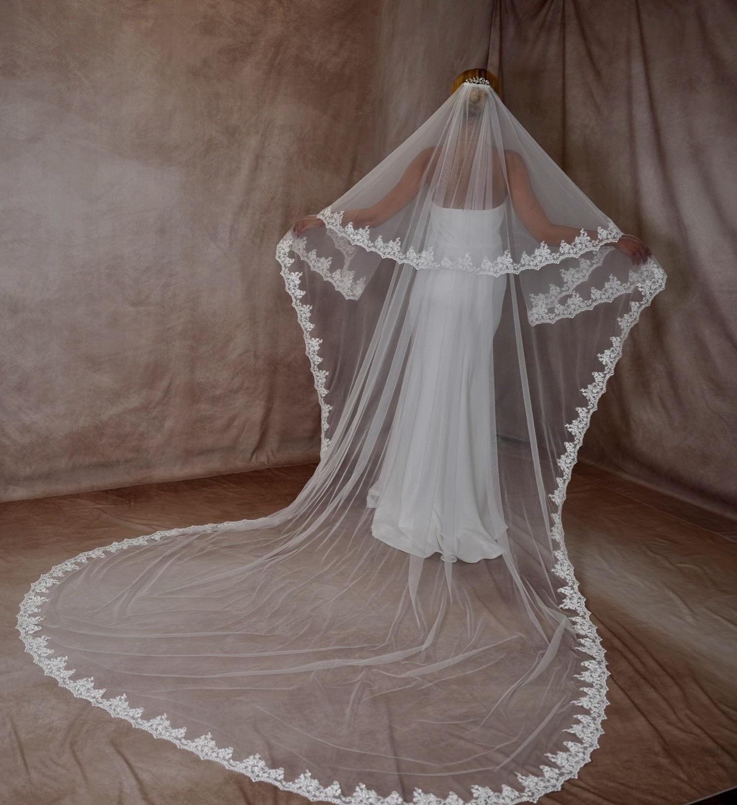 Lace Cathedral Veil With Comb - Etsy display picture 1