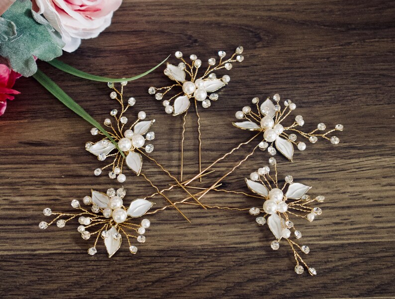 Bridal hair pins Wedding hair pins Pearl and crystal wedding hair piece Pearl wedding hair vine Bridal hair piece Pearl bridal hair vine