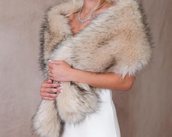 Faux Fur Shawl Wedding Bolero Bridal Cape Bridal Wrap Bridal Shrug Faux Fur Wrap Wedding cape Winter Bridesmaid Fur Shawl