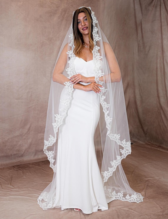 Lace Veil Mantilla Veil With Comb Lace Edge Mantilla Veil Fingertip Veil Scalloped Veil With Lace Cathedral Veil Mantilla Lace Chapel Veil - Etsy Israel Lace Veil Mantilla Veil With Comb Lace Edge Mantilla Veil Fingertip Veil Scalloped Veil With Lace Cathedral Veil Mantilla Lace Chapel Veil - Etsy Israel