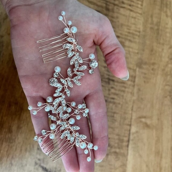 Vigne de cheveux argentée avec strass Emilia