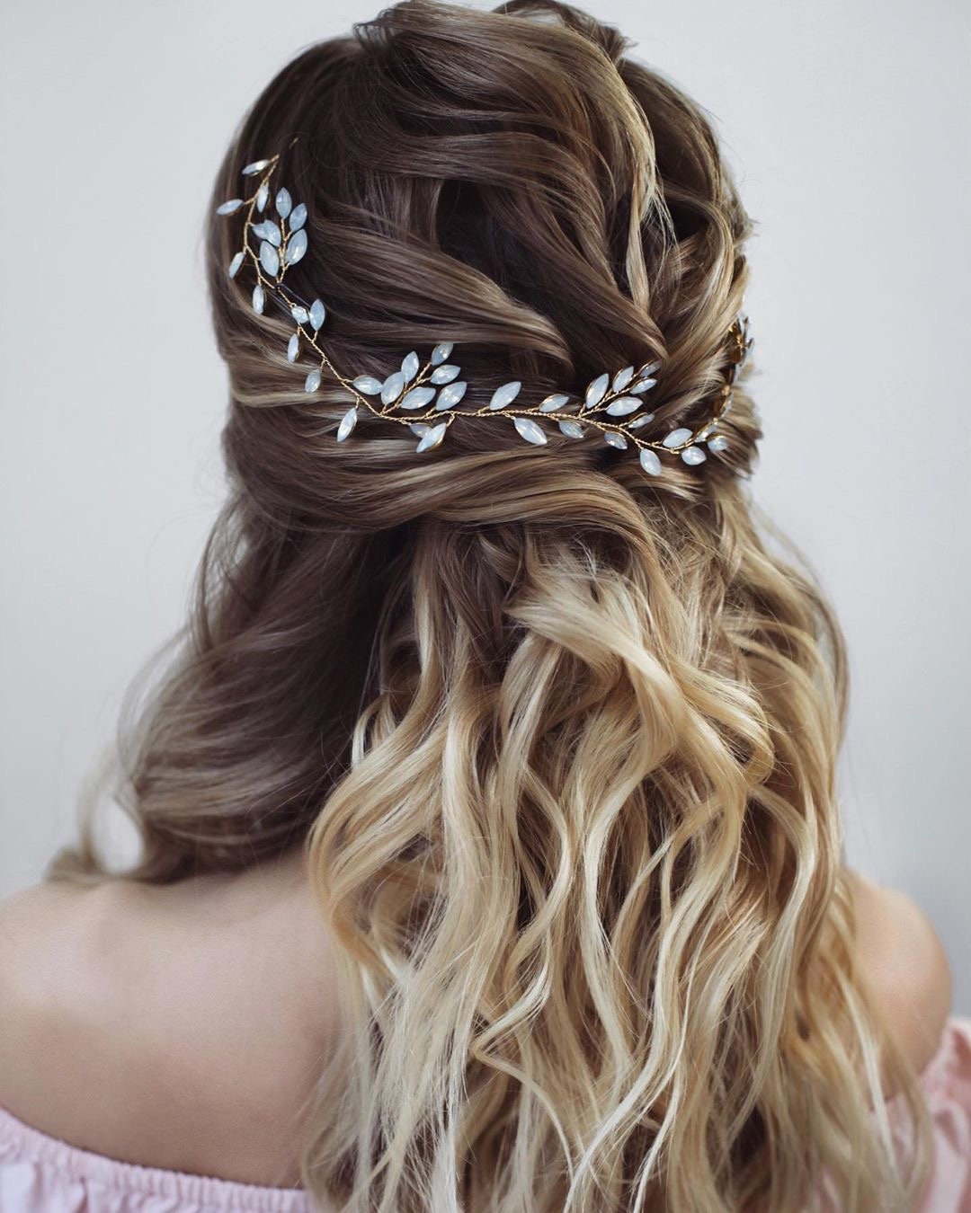 Wedding hair accessories not on the high street top