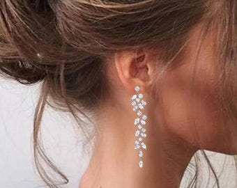 Clip-On Chandelier Bridal Earrings – Long Crystal Drop Earrings in Silver | Non-Pierced Wedding Jewelry for Brides