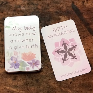 Ensemble de cartes d’affirmation de naissance douces