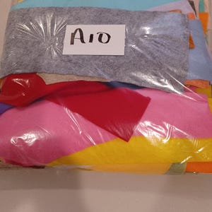 Wool Blend Felt Scrap Bag: Penny Rug Fabric, Craft Pieces