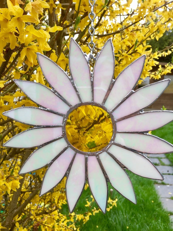 Stained glass daisy suncatcher..daisy glass gift..daisy home Etsy