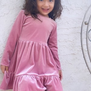 Velvet dress, green girl velvet dress, Children evening gown, Flower girl dress, First Communion dress, Party dress, Birthday girl, Valentin