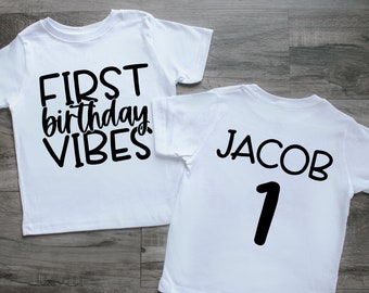 Camiseta personalizada para aniversário de 1 ano de menino, presente personalizado para o primeiro aniversário do menino, camisetas personalizadas para aniversário de 1 ano de bebê em 2020 com nome.
