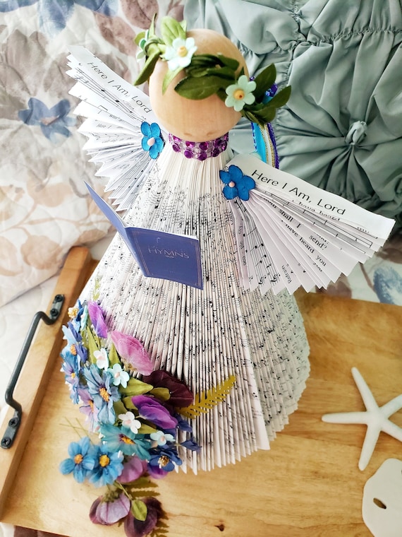 we bloom here: Paper Angels
