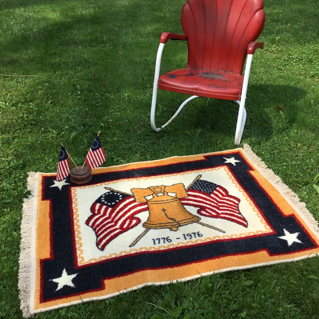 Vintage Liberty Bell Freedom Rug - Etsy