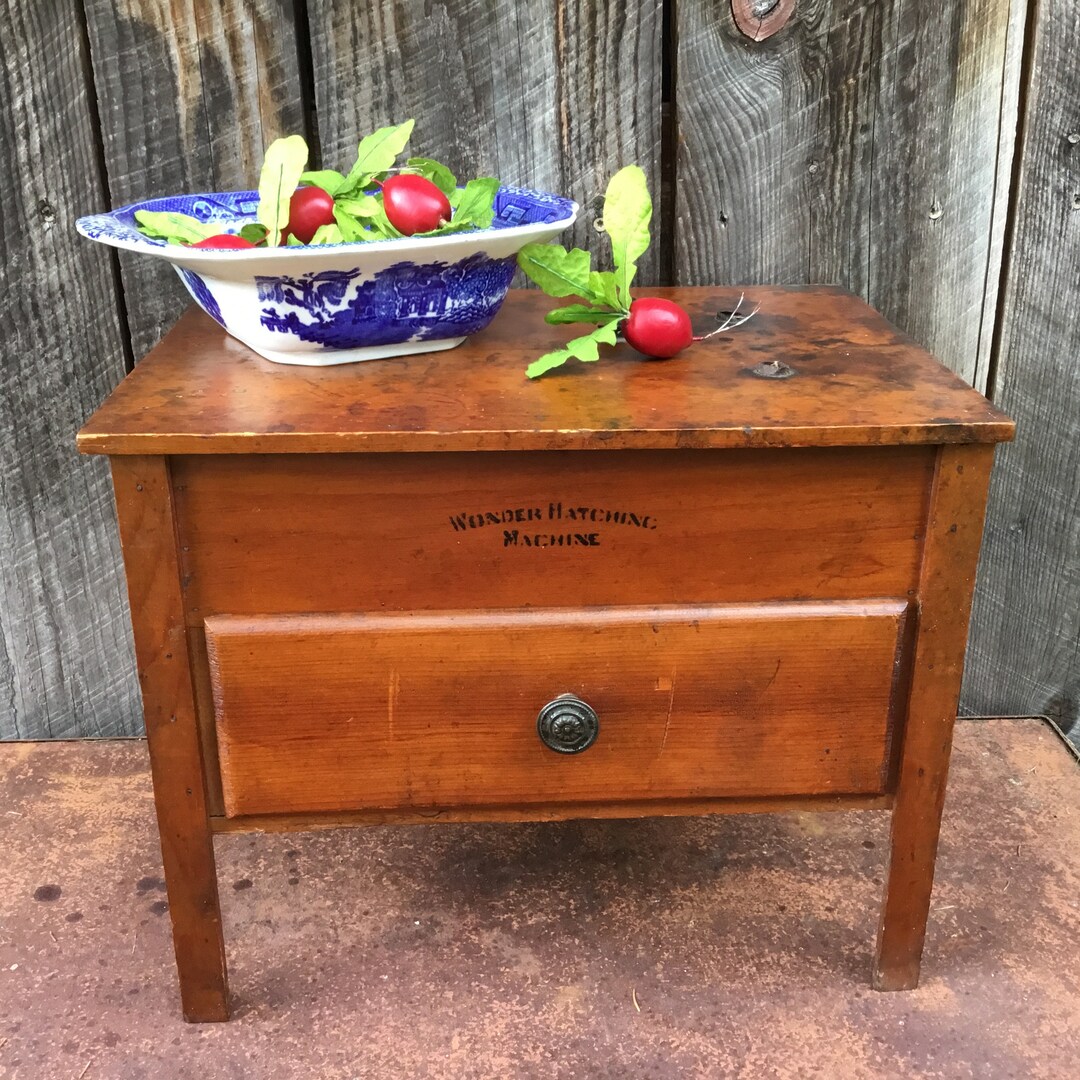 Antique/vintage Collectible Wooden Chicken Brooder Farmhouse Decor ...