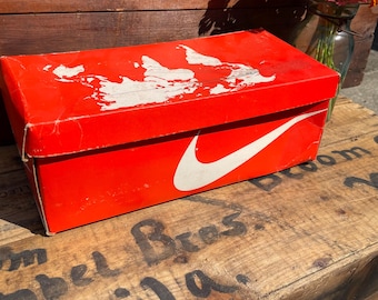 Box Only Vintage 80’s Original Nike Bruin with BLK Sz 9, Made in Korea