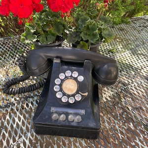 Vintage Rotary Telephone, Western Electric F1 Bell System Multi Line