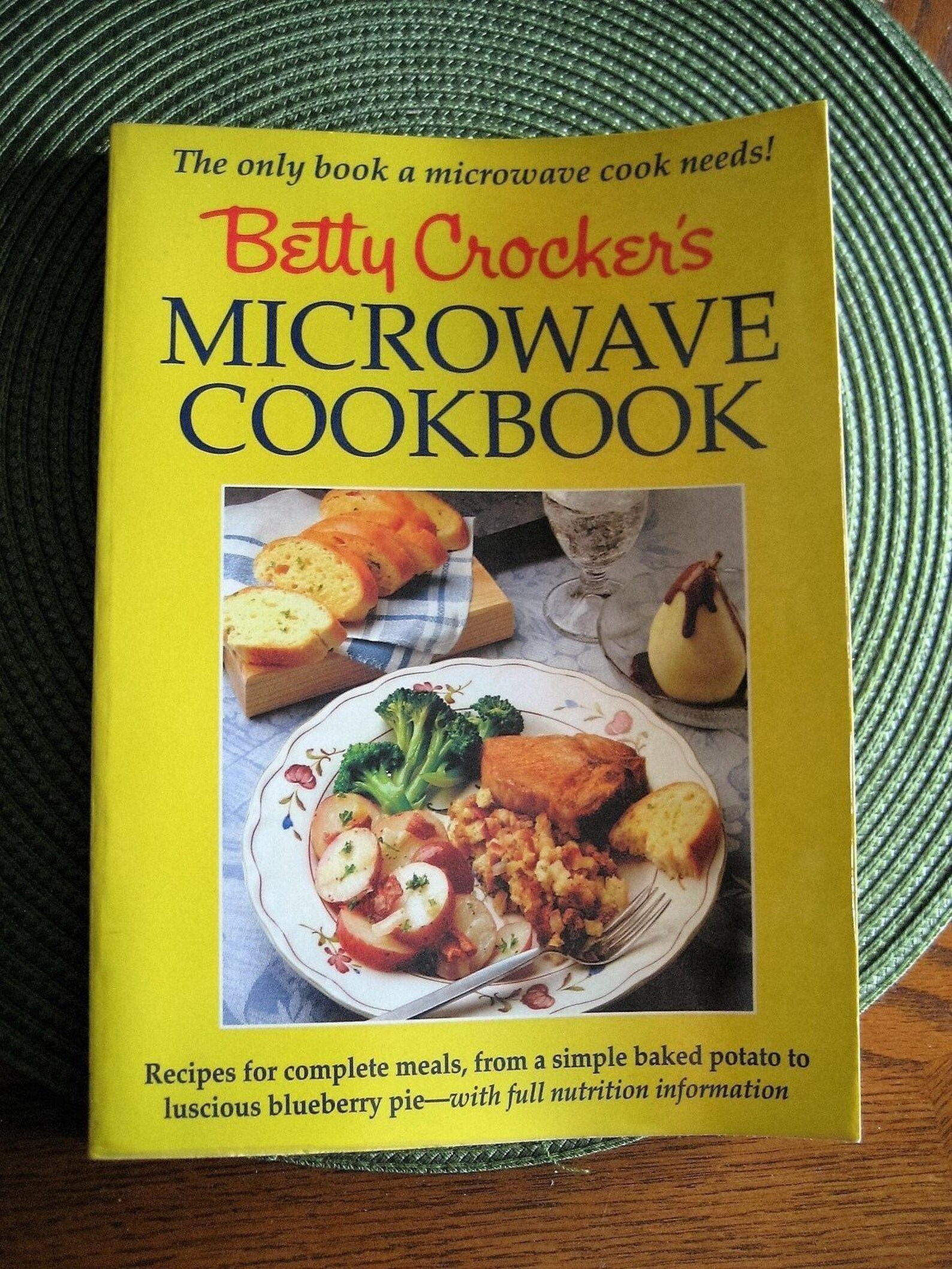 BETTY CROCKER'S Microwave Cookbook Printed 1990 Etsy