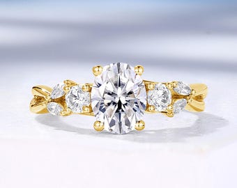 Natural-Inspired Oval Moissanite Engagement Ring, Floral Cluster Setting Ring, 18K Solid Gold Twist Ring, Custom Proposal Ring for Women