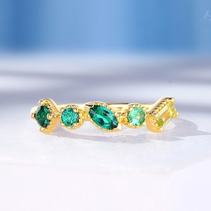 Anillo de boda irregular con múltiples piedras preciosas, ópalo, esmeralda y citrino, anillo de oro macizo con detalles milgrain, anillo apilable de HelloRing