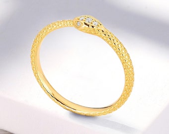 18K Yellow Gold Ouroboros Ring, Snake Wedding Band with Diamond, Unique Textured Animal-Inspired Ring, Dainty Snake Promise Ring for Women