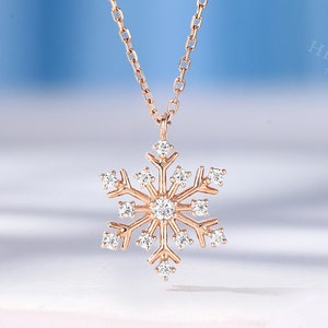Minimalist Winter Snowflake Necklace, Round Moissanite Pendant Necklace, Rose Gold Necklace, Christmas Gift For Her, Dainty Pormise Necklace
