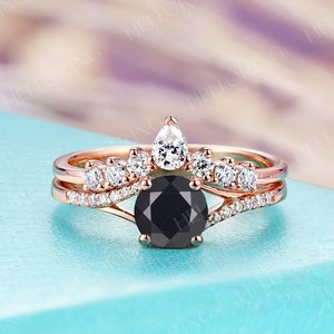 Vintage Round Cut Black Onyx Engagement Ring Set Rose Gold Pear Cut Moissanite Curved Wedding Band Unique Cluster Pave Ring Promise Ring image 1