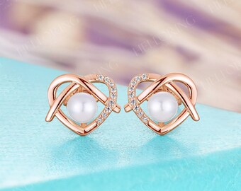 Brilliant Shine Love Knot Earring Studs Modern Fresh Water Pearl Gold Plated Studs Timeless Classic Women's Daily Wearing Earrings