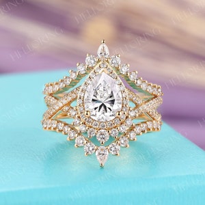 Vintage Pear Cut Moissanite Engagement Ring with Halo, Twisted Infinity Design Diamond Ring, Yellow Gold Bridal Set, Custom Anniversary Ring