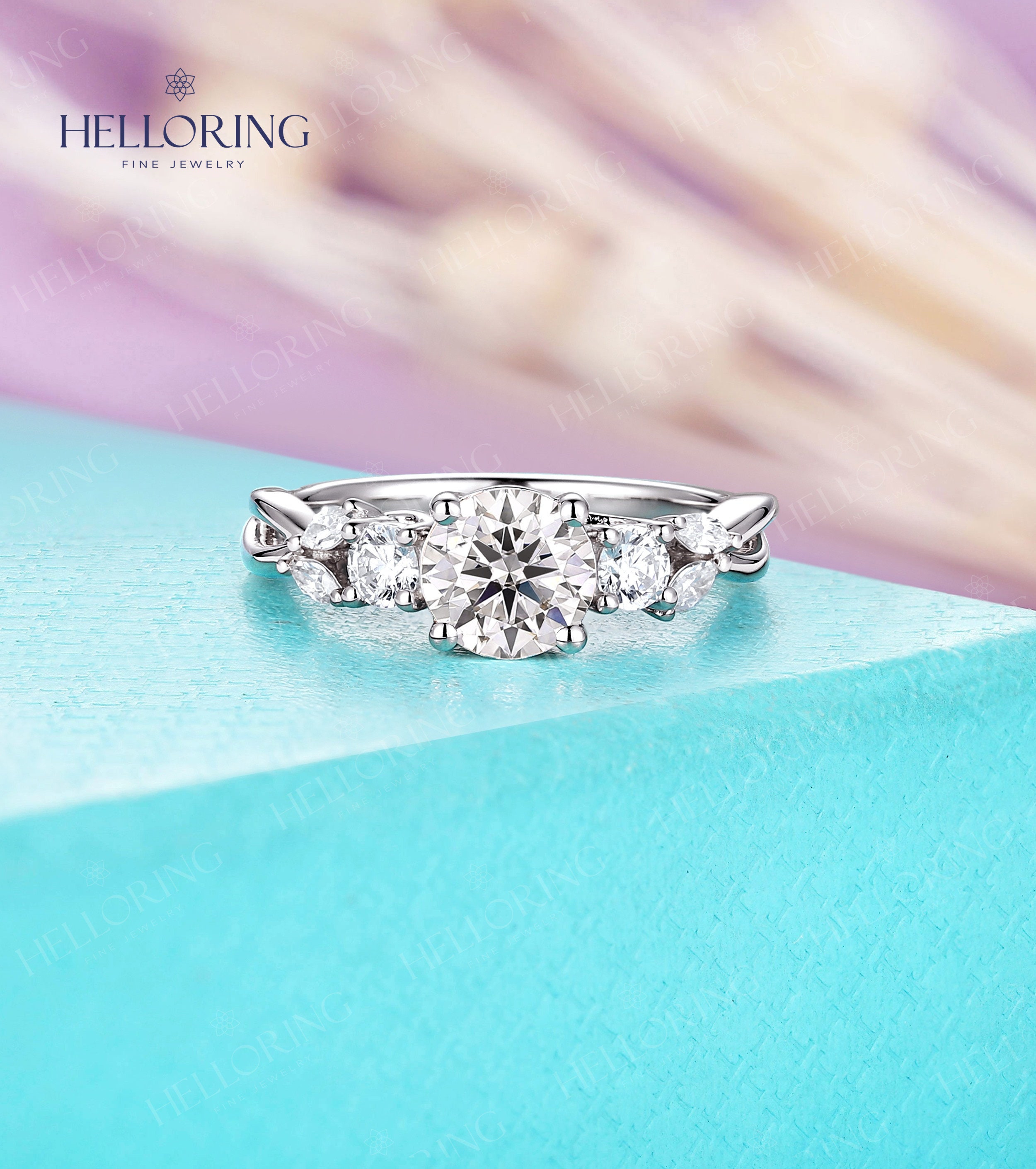 ラウンドシェイプ モアッサナイト エンゲージリング ヴィンテージ