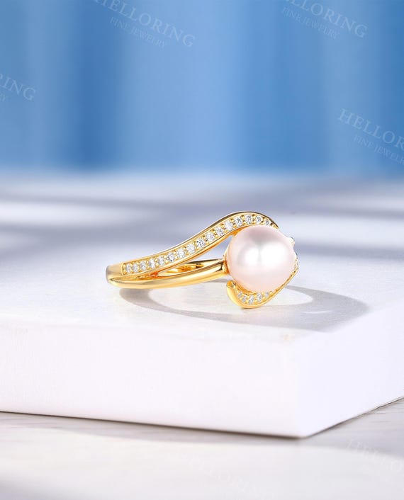 Pearl twist ring discount