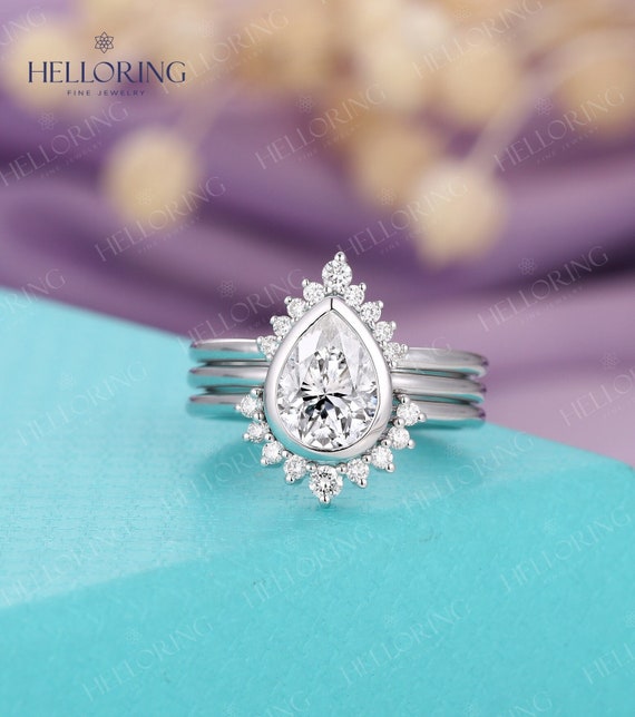 Classic Pear Cut Moissanite Engagement Ring Set, Diamond / Moissanite Curved Wedding Band, White Gold Promise Anniversary Rings for Women