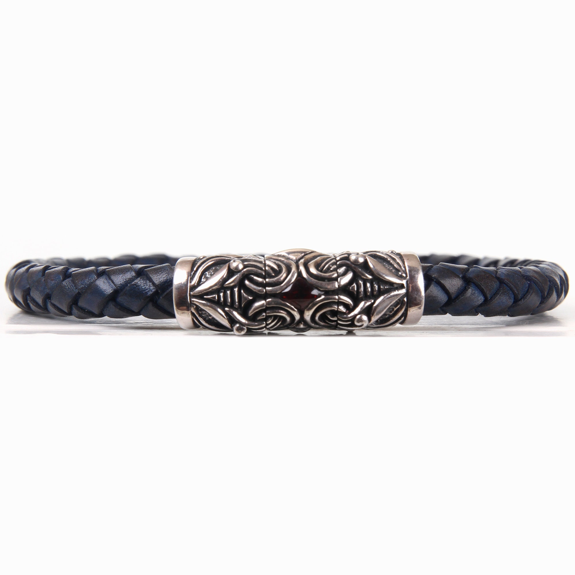 Checkered canvas bracelet with metal clasp and magnetic …