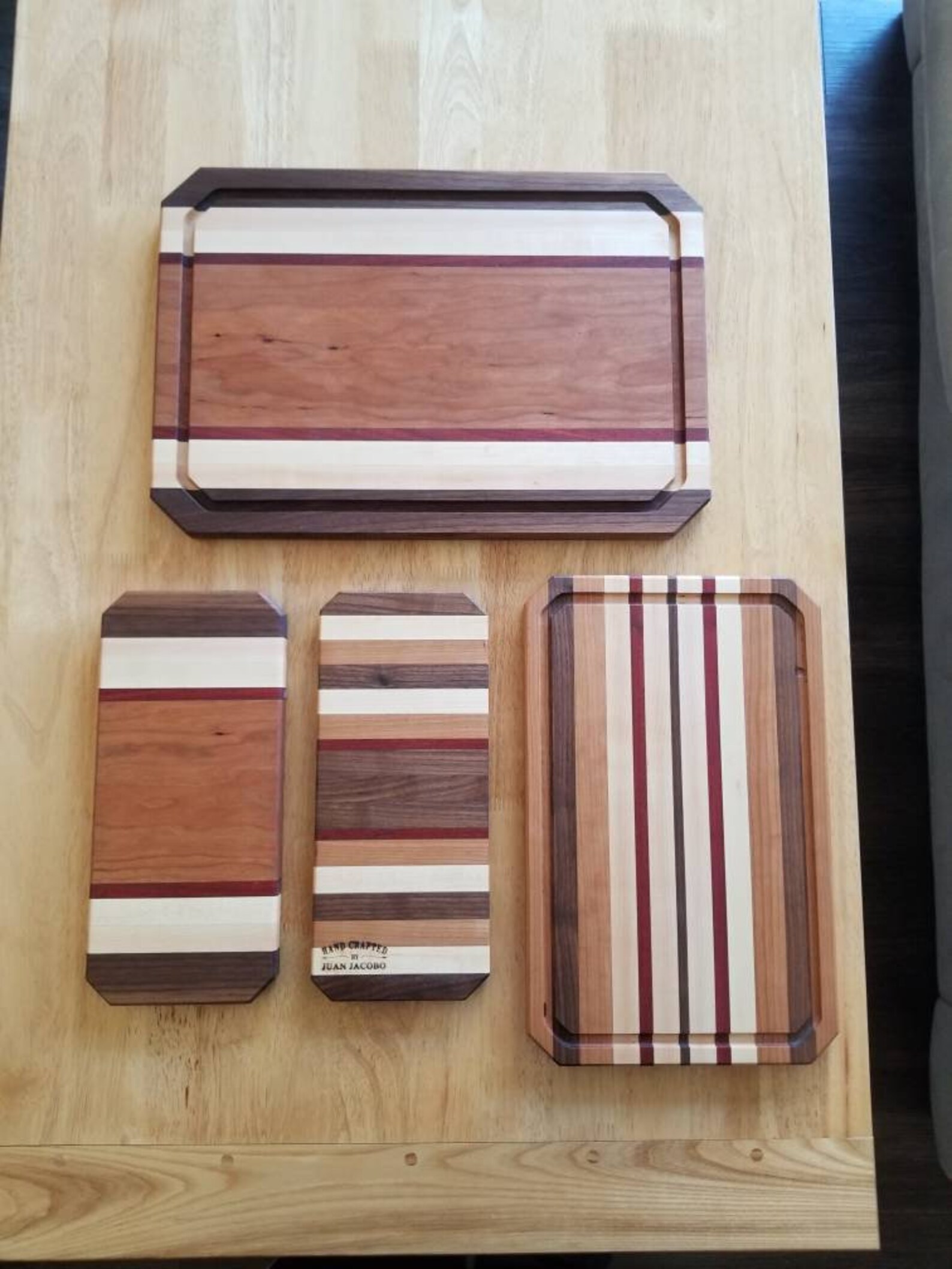 Medium cutting board with juice groove and contrasting colors Etsy