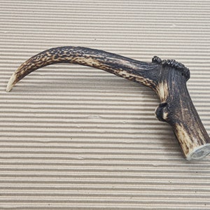 Beautiful Deer antler horn walking hikeing stick handle