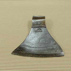 VTG 5,84 Lbs bearded axe head blacksmith&#39;s work WITH SIGN