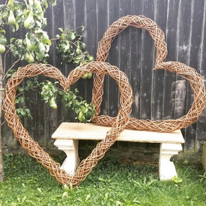 Large Willow Heart Wreath: Handmade Wicker Flower Frame (60-120cm)