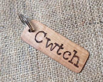 Cwtch Keyring - Welsh Wood - Isolation Lockdown Gift - Hug - Cuddle - Welsh Word - Send a Hug - Welsh For Cuddle