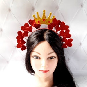 Goldene Königin der Herzen Krone Alice im Wunderland Headpiece Rotes Herz Stirnband Erwachsene