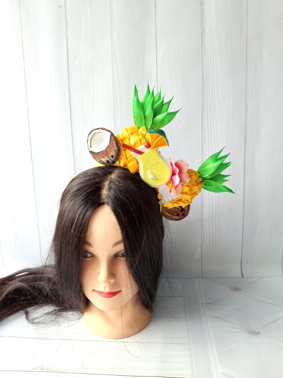 pineapple headpiece
