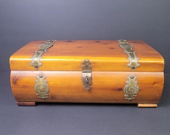 VTG Peterson Bros Chicago Cedar Keepsake Jewelry Box Handmade Brass Hardware